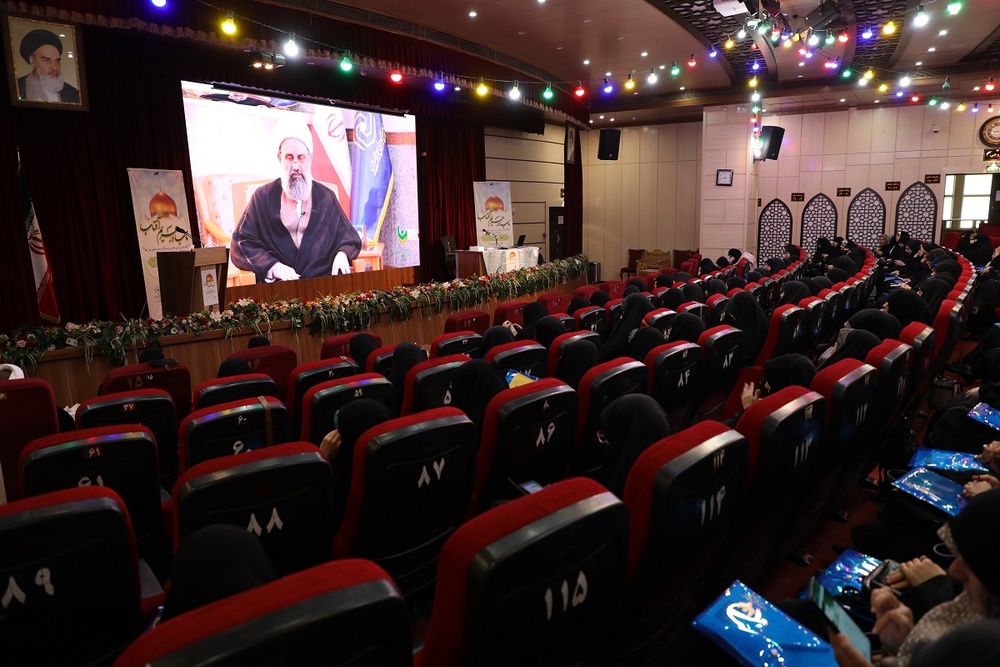 تصاویر/ اردوی ناب در حریم آفتاب حوزه‌های علمیه خواهران با حضور طلاب استعداد برتر بهمن ماه ۱۴۰۴ در مشهد مقدس